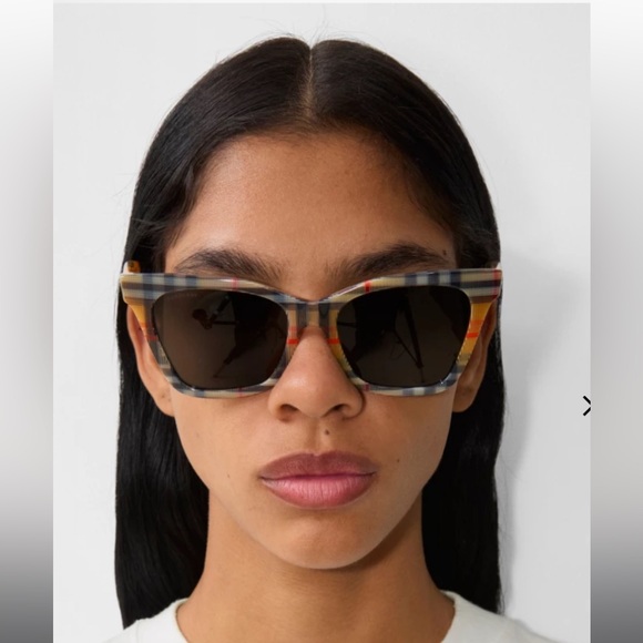 Butterfly Cat Eye in Vintage Check & Brown - Picture 11 of 11